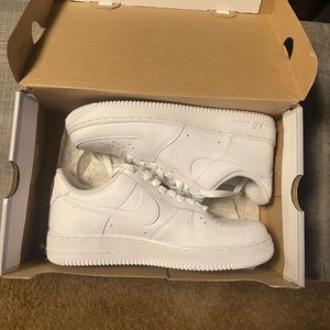 Womens Air Force 1s